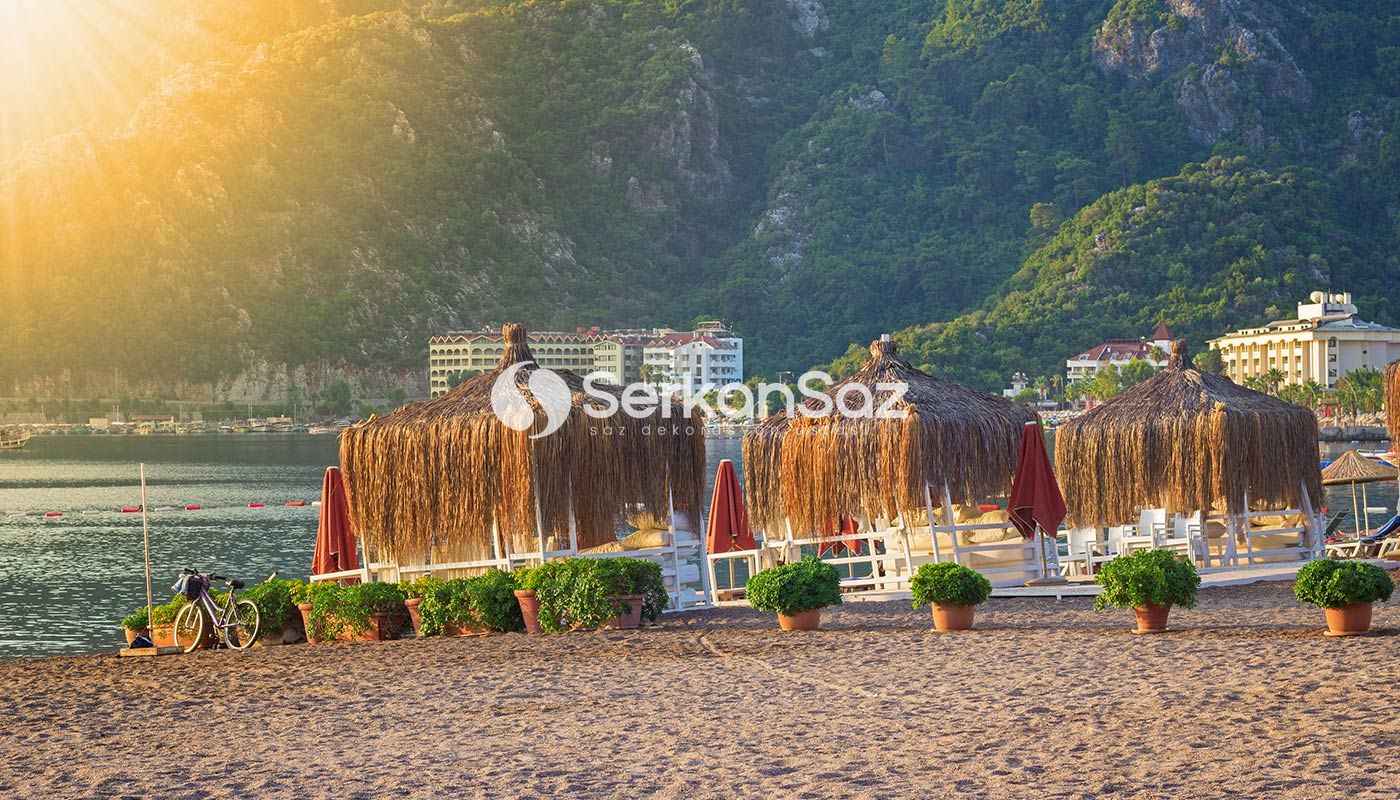 Hasır Çatı ve Saz Çatı Arasındaki Farklar Nelerdir?